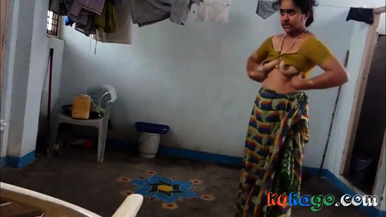 Saree Bath Hd - Download Mobiele Porno Video's -Desi With Hairy Armpit Wears Saree After  Bath - 572624 - WinPorn.com